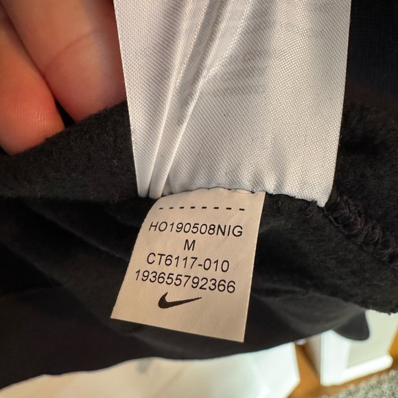 Nike More than an Athlete Hoodie LeBron James - Picture 3 of 3